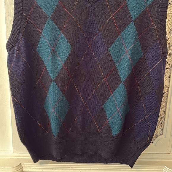 J.McLaughlin Virgin Wool Argyle Vest - Picture 4 of 8